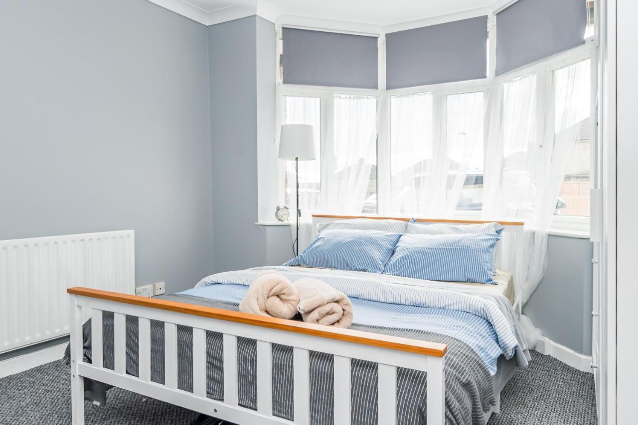 Shirley House 2, Self Catering Guest House, Self Check In, Smart Locks, 10 Min Walk To Southampton General, Aspire And Princess Anne Hospitals, Access To Fully Equipped Kitchen, Excellent Transport Links, Ideal For Longer Stays And Hospital Shifts المظهر الخارجي الصورة